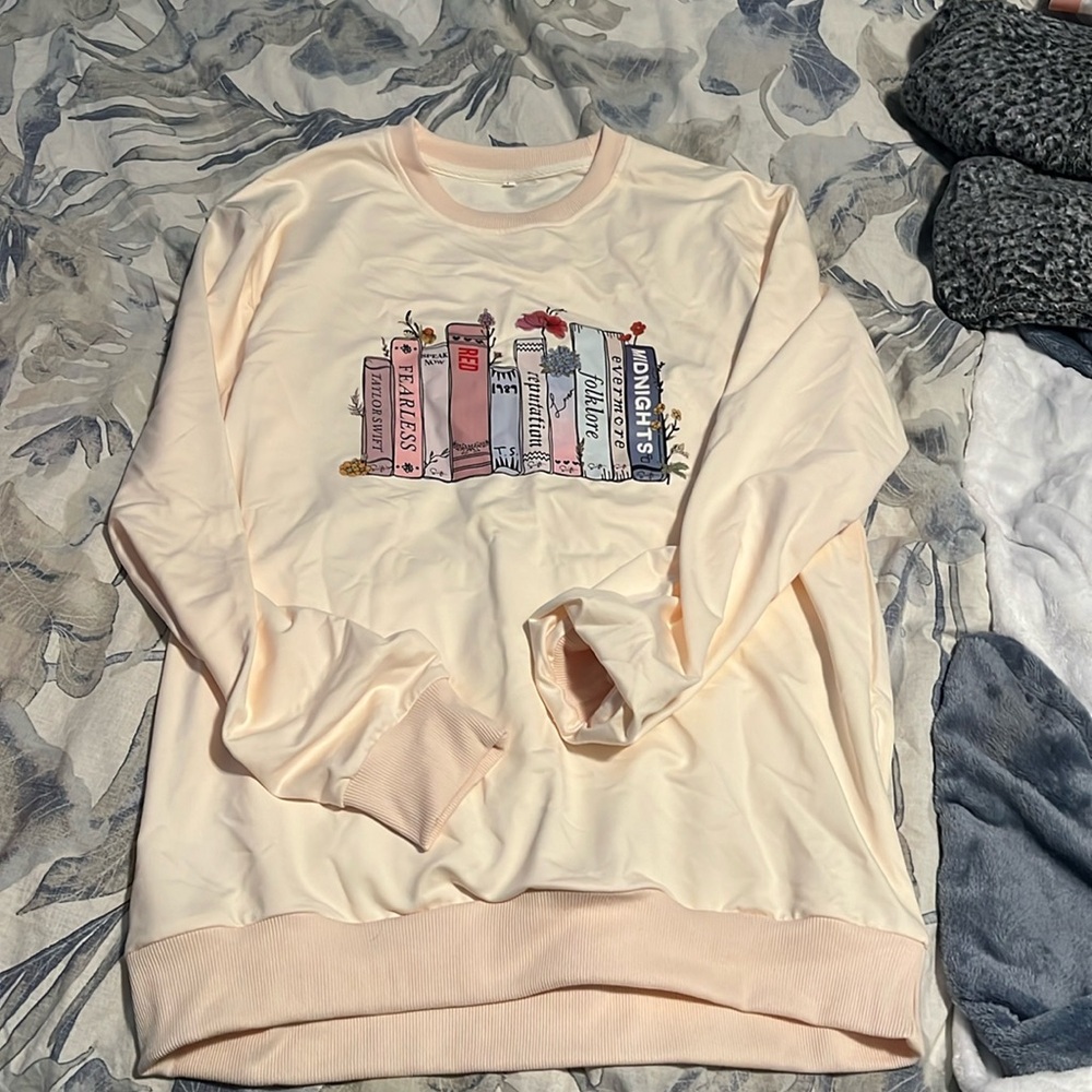 Taylor swift sweatshirt